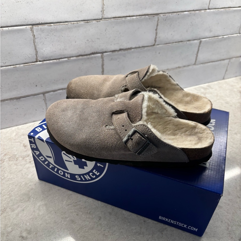 Birkenstocks Sherling clogs